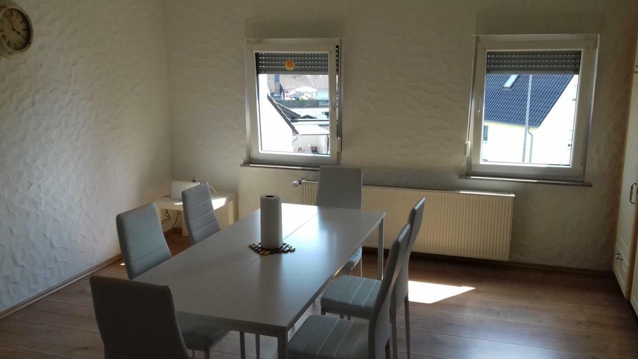 Gaststaette Molitor Apartment Зарлуи Екстериор снимка